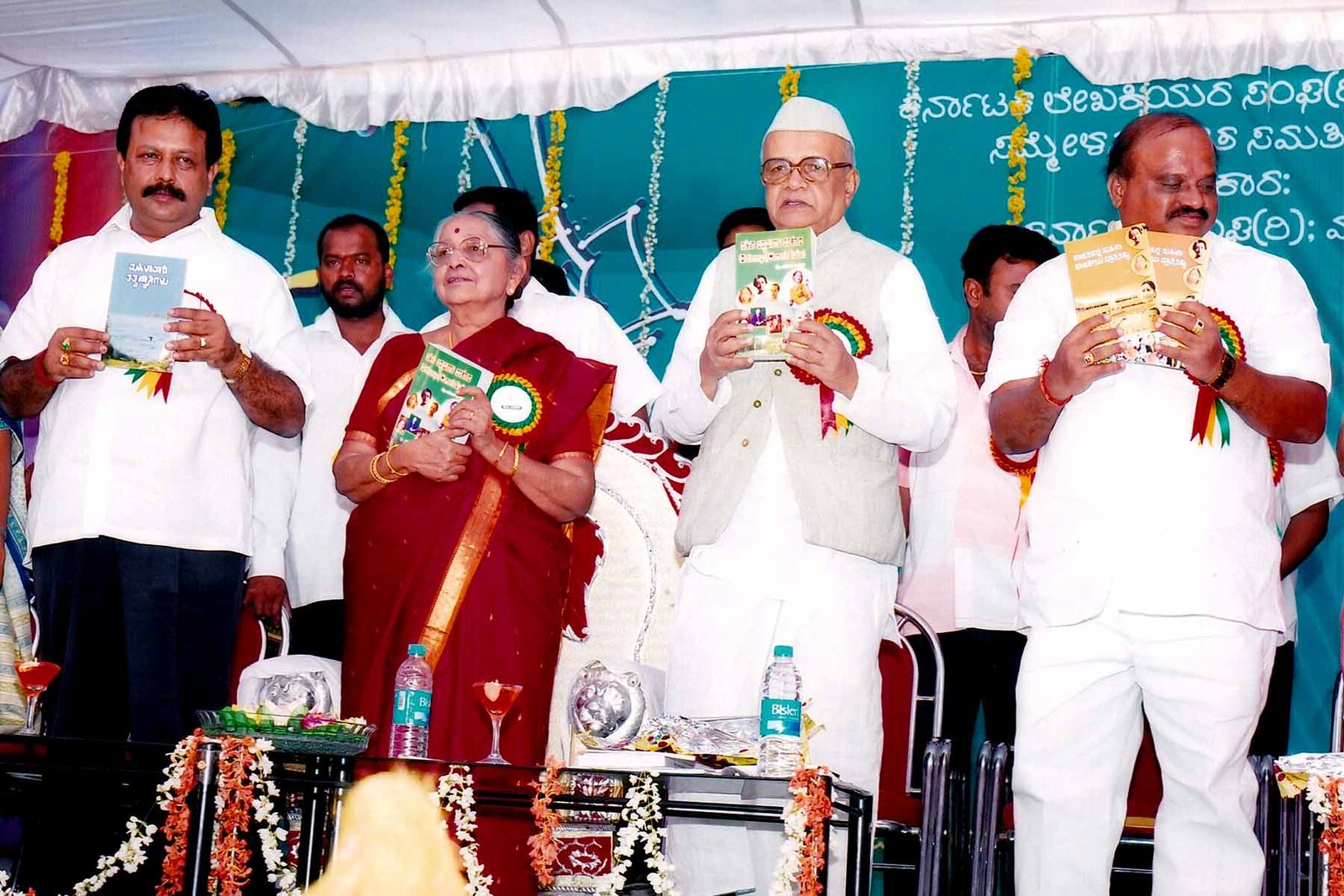 ಫೋಟೋ ಗ್ಯಾಲರಿ