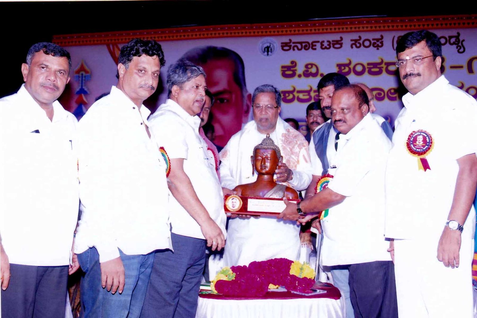 ಫೋಟೋ ಗ್ಯಾಲರಿ